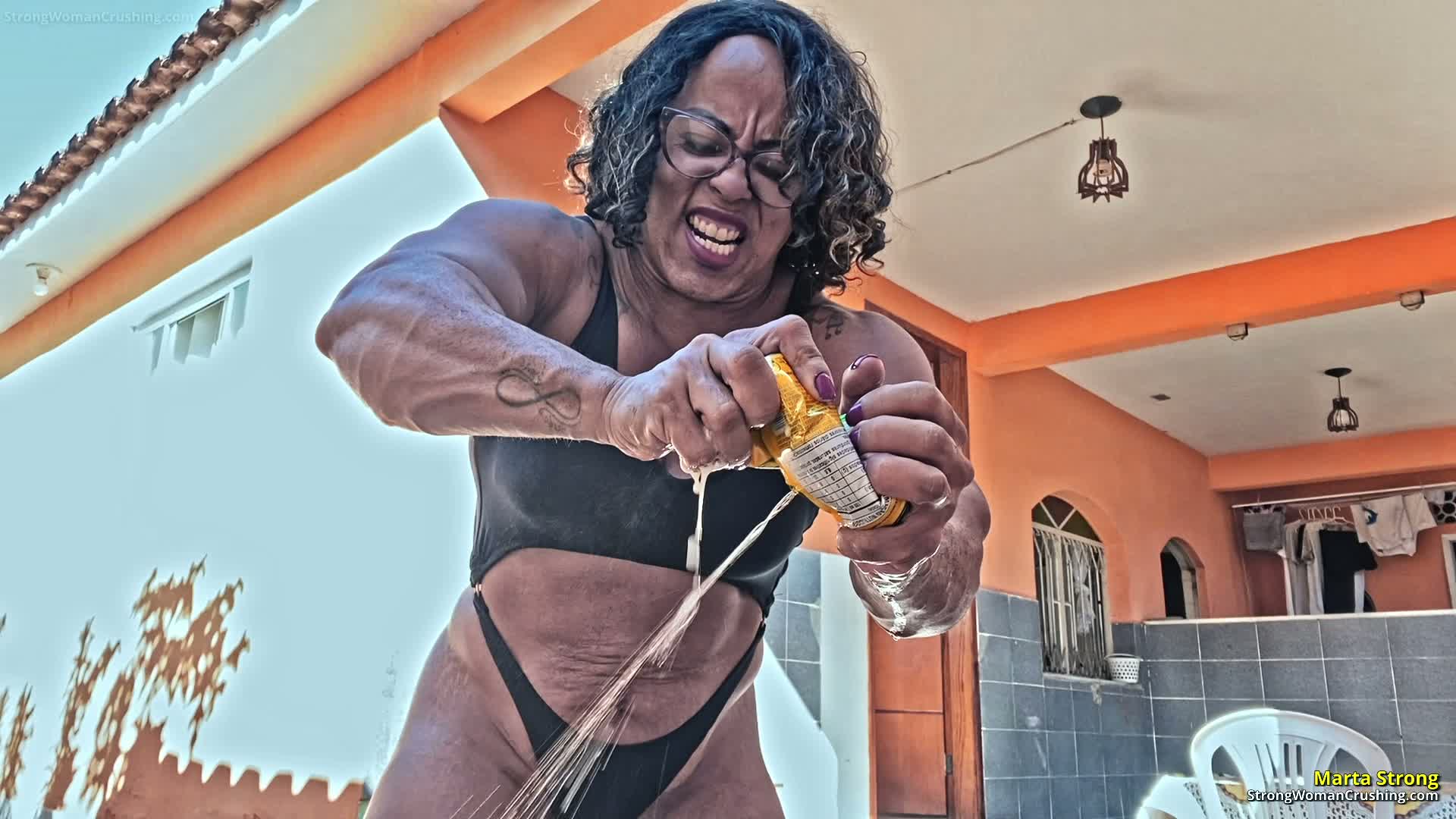 Marta Hulk Biceps Burst Sealed Cans