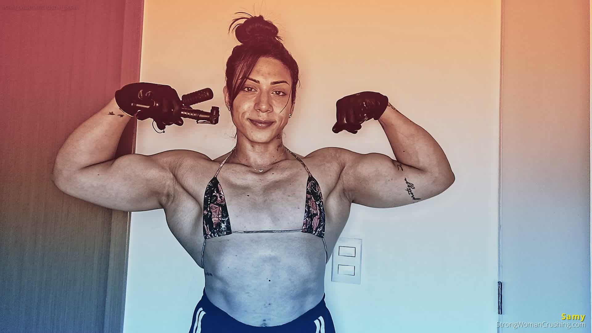 Samy destroys a metal bike piece