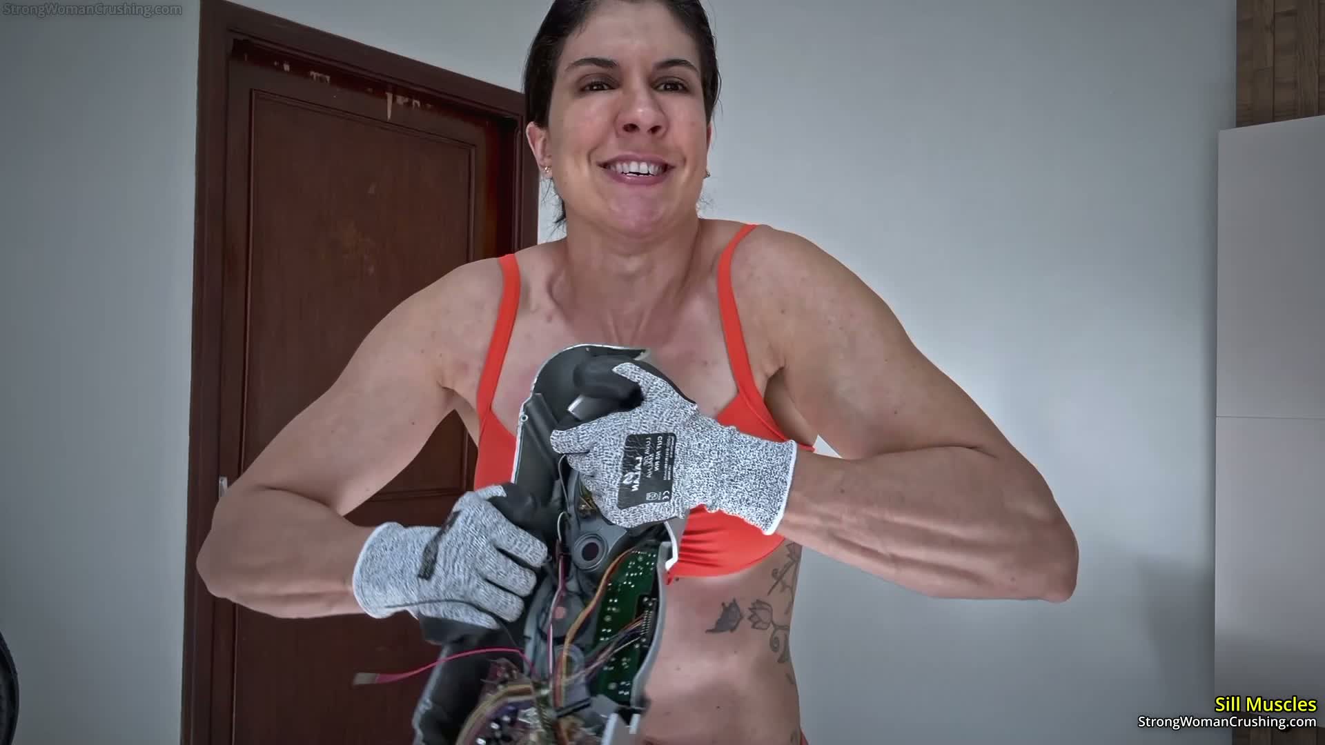 SillMuscles Crushes a Boombox With Her Bare Hands